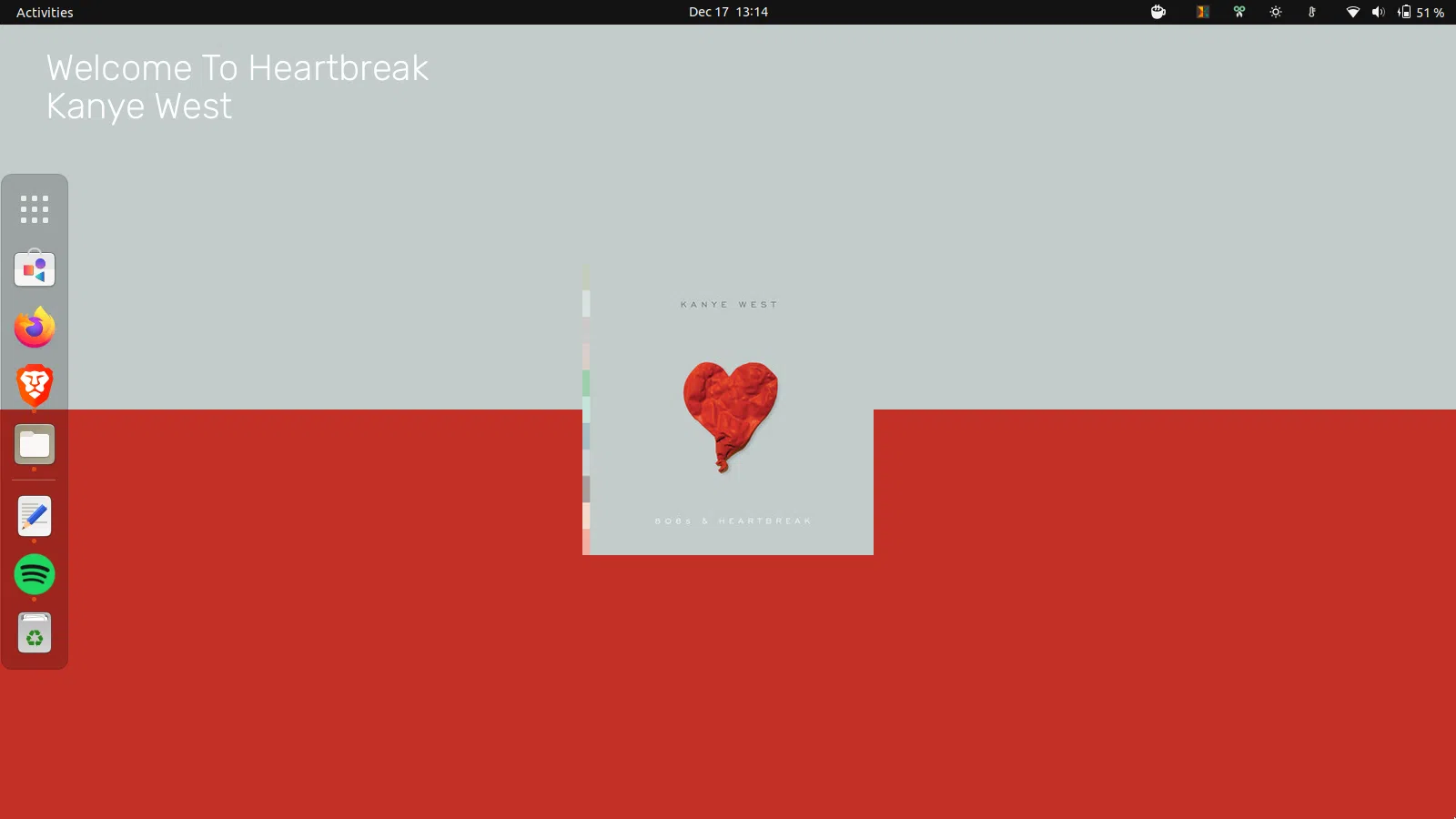 Blueberry atualmente tocando música do Spotify e papel de parede de desktop GNOME